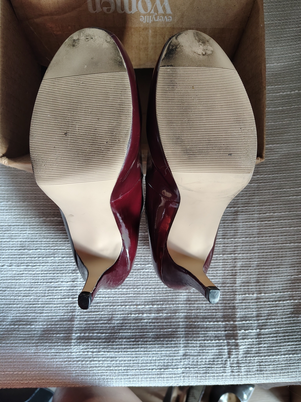 Madden Girl Getta Burgundy Patent Platform Pumps Women's Size 7 Office - Picture 8 of 15